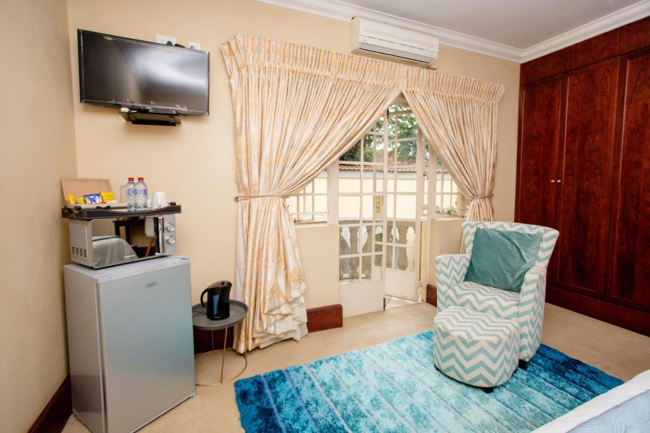 Tdm'S Boutique Guest House Pretoria Exterior photo