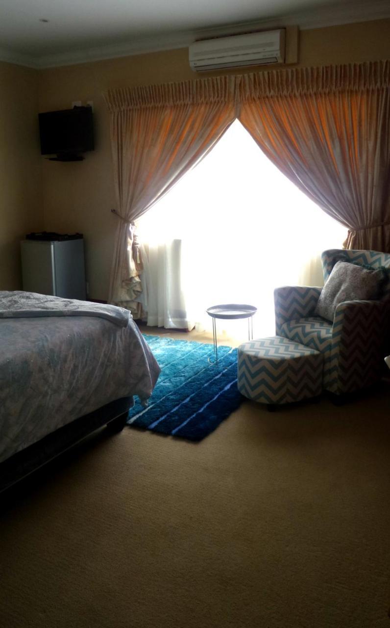 Tdm'S Boutique Guest House Pretoria Exterior photo